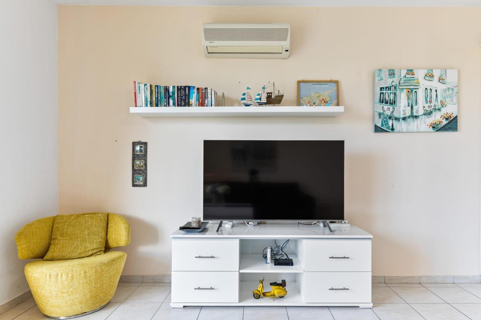 Sunny View - A Stunning Apartment With Private Rooftop Pafos Dış mekan fotoğraf